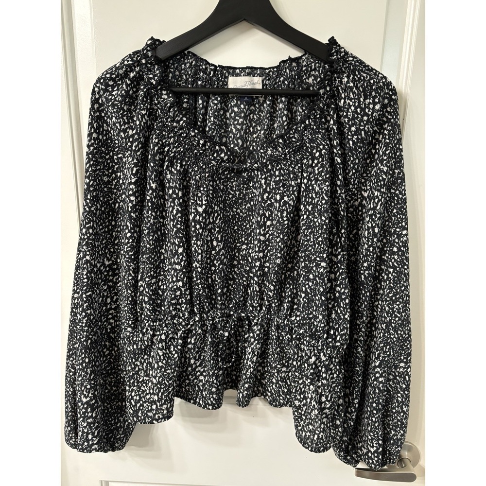 Universal Thread Womens M Peplum Blouse Black and White Boho Smocked